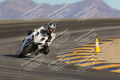 media/Dec-10-2023-SoCal Trackdays (Sun) [[0ce70f5433]]/Turn 12 (2pm)/